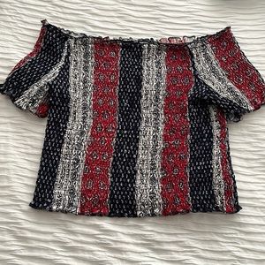 Off the shoulder with pattern